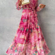Aquarelia Maxikleid mit Farbverlauf und V-Ausschnitt – langärmeliges Kleid mit fließender Passform