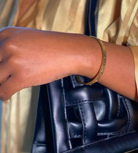 Faithoria Armband mit Ayatul Kursi Gravur und verstellbarem Band