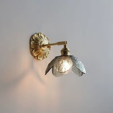 Lumero LED Wandleuchte aus Kupfer mit dekorativem Design