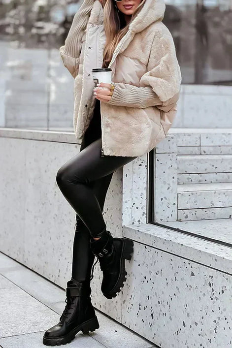 Inga Mantel – Winterjacke mit Kapuze und leichter Isolierung