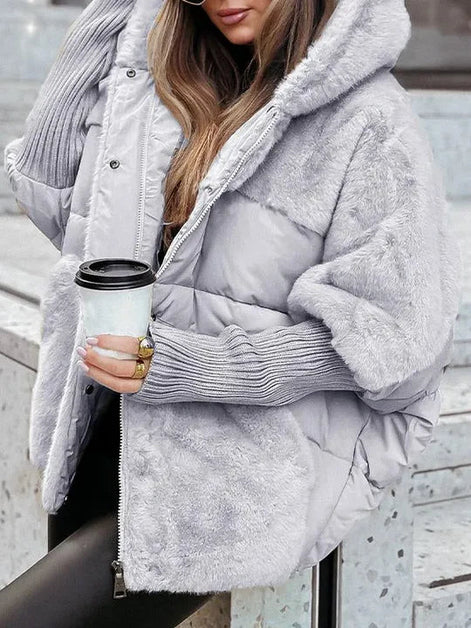 Inga Mantel – Winterjacke mit Kapuze und leichter Isolierung