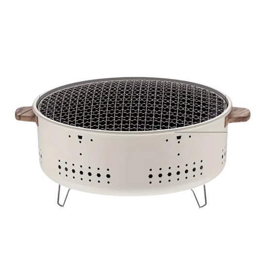 Tragbarer Holzkohlegrill mit kompakter Bauweise für den Außenbereich