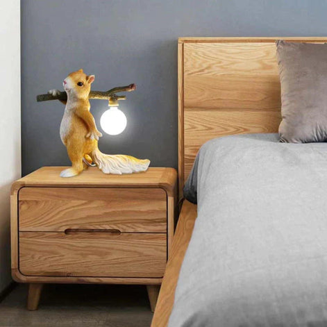 SquirrelGlow Mini-Tischlampe – Dekorative LED-Nachttischlampe in Tierform