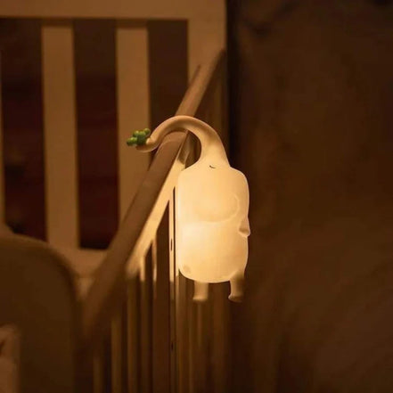 Elephora LED-Nachtlicht – Dimmbare Tischleuchte in Elefantenform