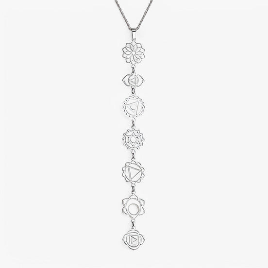 Freyaluna Damen Halskette mit Chakra-Steinen und Göttinnen-Anhänger