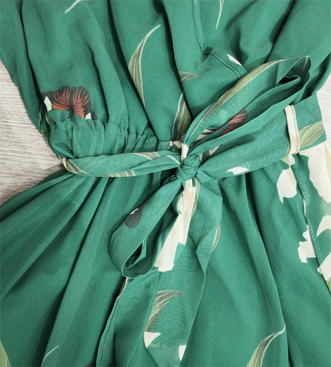 Velmira Maxikleid mit Blumenmuster und V-Ausschnitt – langärmeliges Kleid in A-Linien-Form