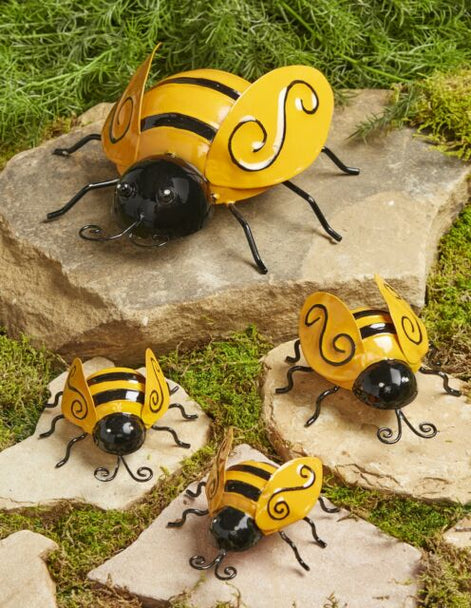 Dekorative Hummel-Ornamente für Garten und Wohnbereiche