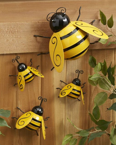 Dekorative Hummel-Ornamente für Garten und Wohnbereiche