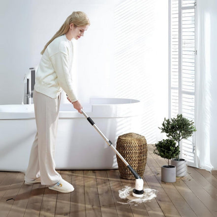 Scrubnex Akku-Reinigungsschrubber mit abnehmbarem Griff und Display