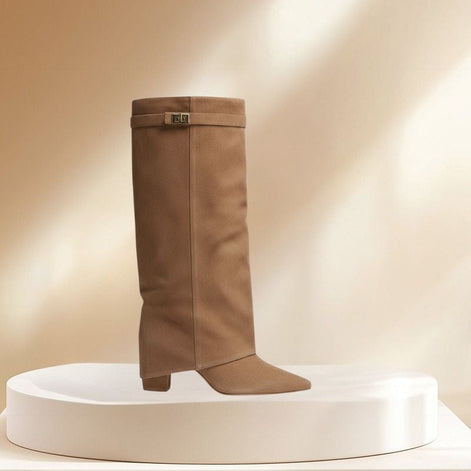 Velmira Stiefel – Damen kniehohe Stiefel mit Blockabsatz und Wildlederoberfläche