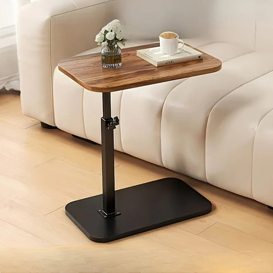 Höhenverstellbarer Beistelltisch mit schlankem Design für flexible Wohnräume