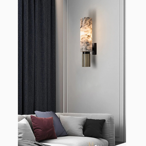 Elegante Marmor-Wandleuchte mit Kupferdetails – Aurevia