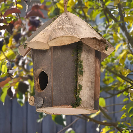 Vogelhaus mit Aufhängeseil für den Außenbereich