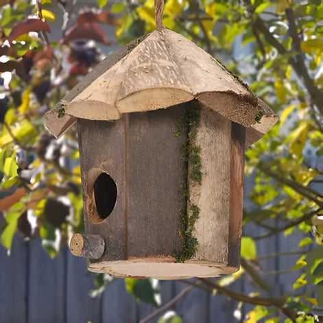 Vogelhaus mit Aufhängeseil für den Außenbereich