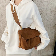 Marvella Umhängetasche – Crossbody Tasche mit verstellbarem Riemen und großem Hauptfach