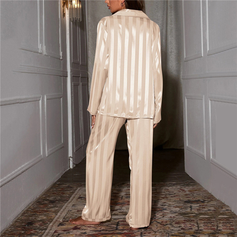 Neravia Pyjama Set – Damen Schlafanzug mit Knopfleiste, Langarm Oberteil und weiter Hose