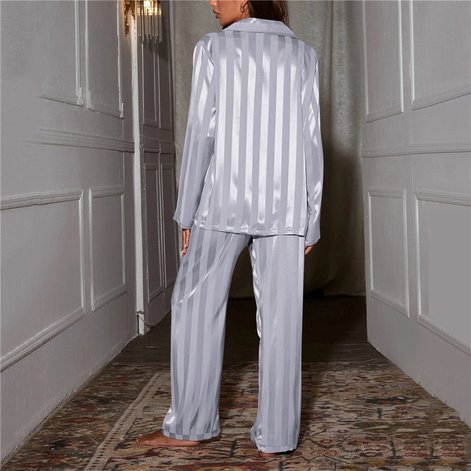 Neravia Pyjama Set – Damen Schlafanzug mit Knopfleiste, Langarm Oberteil und weiter Hose