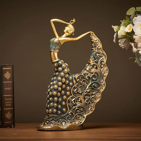 Dekorative Skulptur eines tanzenden Mädchens