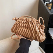 Veloria Schultertasche aus PU mit großem Innenfach und verstellbarem Schultergurt