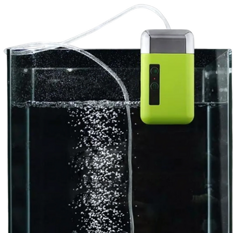 AquaSense Pro – Sensorbetriebene, wiederaufladbare Wasserpumpe mit LED