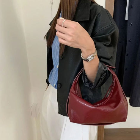 Carvella Handtasche – Handtasche mit Reißverschluss, verstellbarem Riemen und kompakter Form