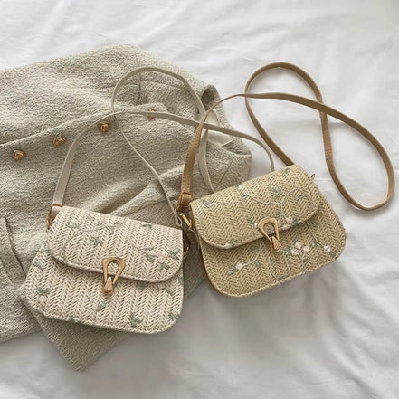 Elinora Schultertasche mit Blumenmuster und verstellbarem Gurt