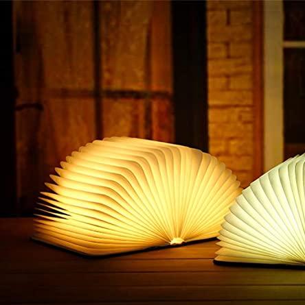 LED-Buchlampe im faltbaren Design für stimmungsvolle Innenbeleuchtung