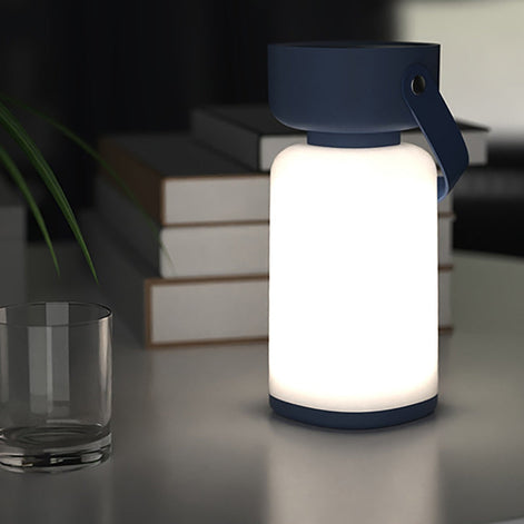 Tragbare LED-Tischlampe mit zylindrischem Design für Innen- und Außenbereiche