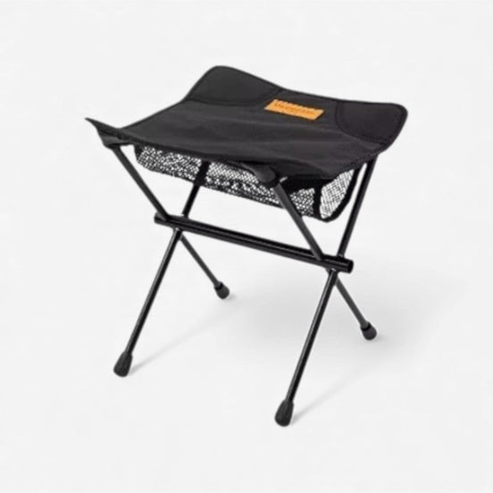 Klapphocker mit rutschhemmender Sitzfläche