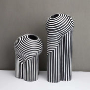 Strivaro Vase aus Resin mit Streifenmuster für Tischdekoration