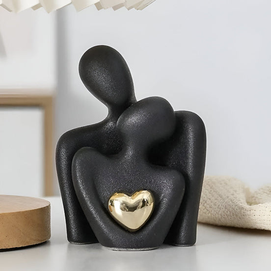 Amoria Keramik-Paarfigur – Zeitlose Symbolik für stilvolle Wohnräume