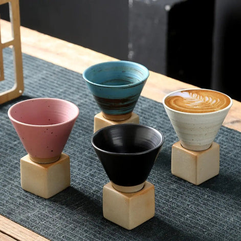 Aritō Kegelförmige Espressotasse aus Steingut – Ruhige Form für bewusste Genussmomente