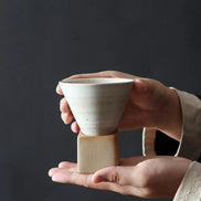 Aritō Kegelförmige Espressotasse aus Steingut – Ruhige Form für bewusste Genussmomente