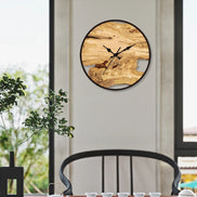 Arvion Holzwanduhr mit Harzdetails – Wanduhr aus Holz und Kunstharz