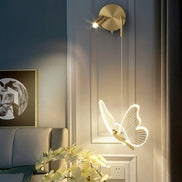 AuriFlora – Wandleuchte mit schmetterlingsförmigem Design