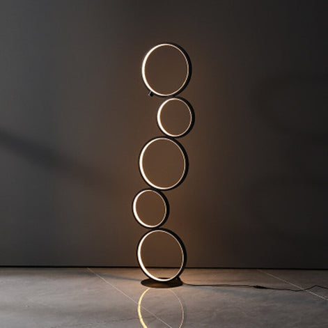 Cirvona LED-Stehleuchte mit Ringelement