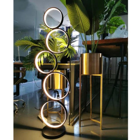 Cirvona LED-Stehleuchte mit Ringelement