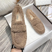 Cozelle Hausschuhe mit rutschfester Sohle und weichem Innenfutter für Alltag und Zuhause