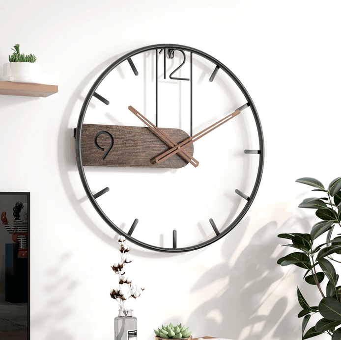 Fusion Wanduhr – 40 cm Metall-Designuhr mit Walnussholz-Zeigern