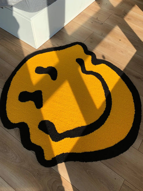 Getufteter Teppich mit Smiley-Design