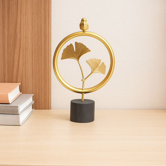 Ginkora Dekorationsobjekt in Blattform – Skulptur für Innenräume