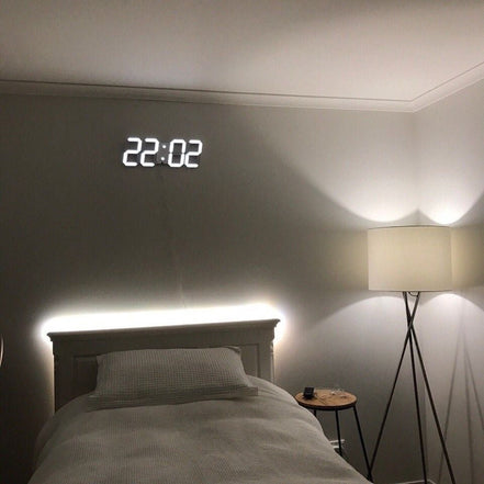 **Glone 3D LED Wall Clock – Modern Aesthetic with Customizable Lighting** 2