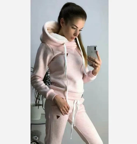 Damen Jogginganzug 2-teilig mit Hoodie und Hose – Velanessa