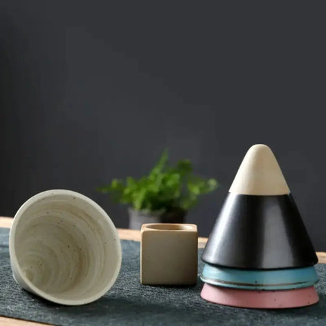 Handgefertigte Kegelförmige Espressotasse – Elegantes Japanisches Design für Genuss 6