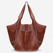 Elvara Handtasche aus Leder im Oversized Design mit mehreren Fächern und großem Innenraum