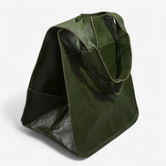 Elvara Handtasche aus Leder im Oversized Design mit mehreren Fächern und großem Innenraum