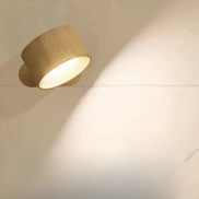Kabellose LED-Wandleuchte Lunava für flexible Innenbeleuchtung