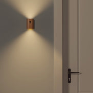 Kabellose Wandleuchte Birano – Warmes Licht für einladende Räume