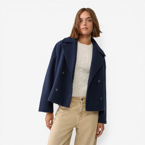Kurze Damenjacke mit Doppelknopfleiste und langen Ärmeln