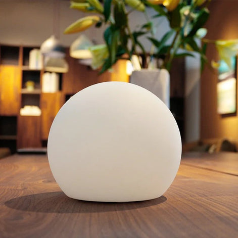 Luminor Kugel-Tischlampe – Tragbare LED-Leuchte mit Farbwechsel